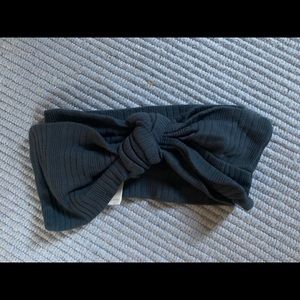 Kate Quinn Headbow, midnight blue, never worn